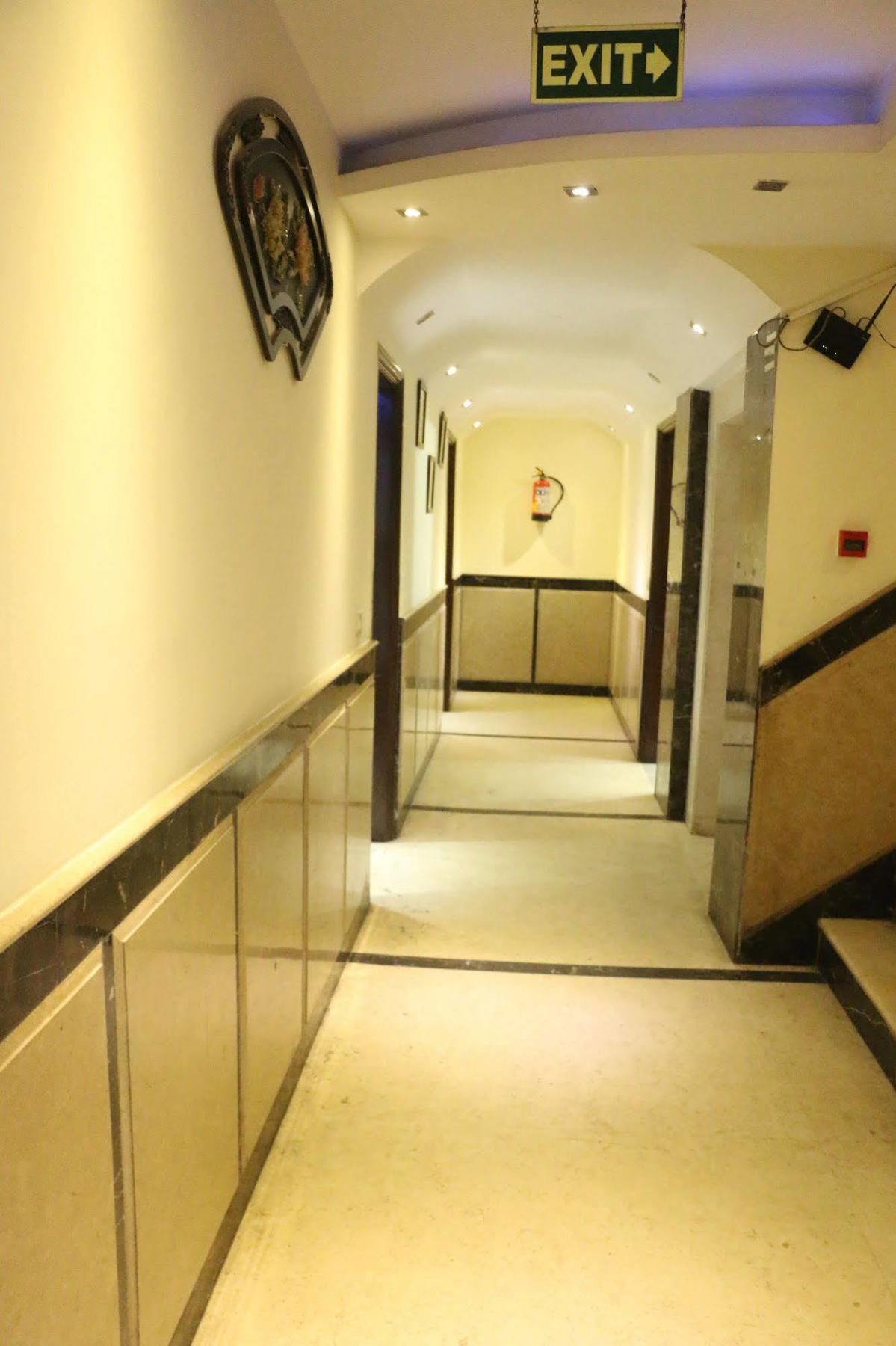 Hotel High 5 Land Delhi  Exterior foto